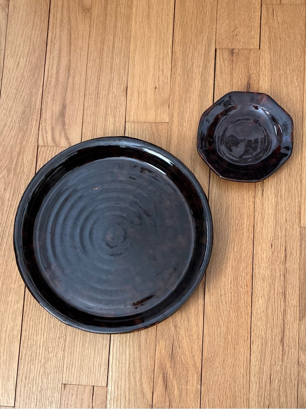 Vintage Set of 2 Ceramic Stoneware Dishes, New vintage circa Y2K.